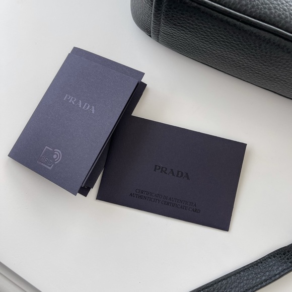 Prada bag - Picture 4 of 7